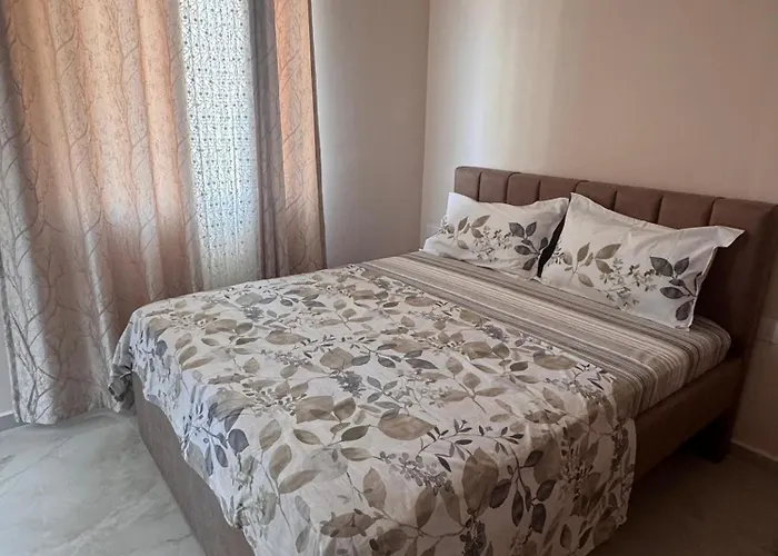 Blue Wave Durres Golem (Tirana)